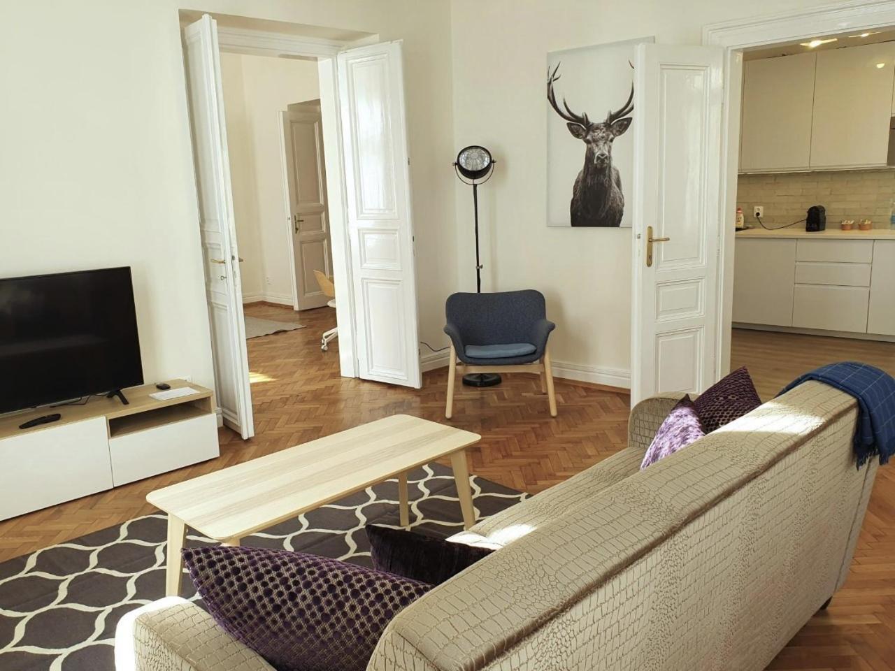 Apartmán Wishlist Old Residences - U Obecního Dvora 1 *